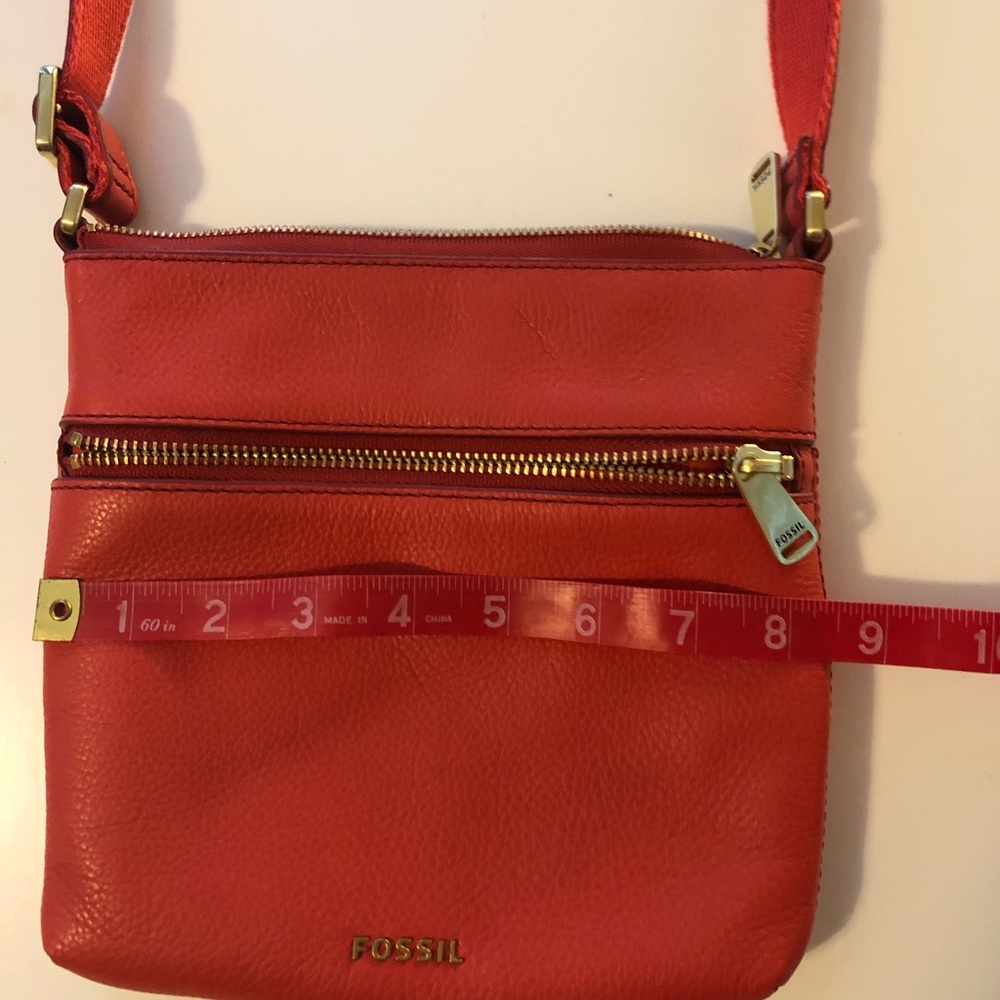 Fossil Crossbody Purse - Picture 2 of 6